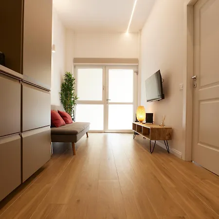 Apartment Gran Milan, The At Your Fingertips Milan